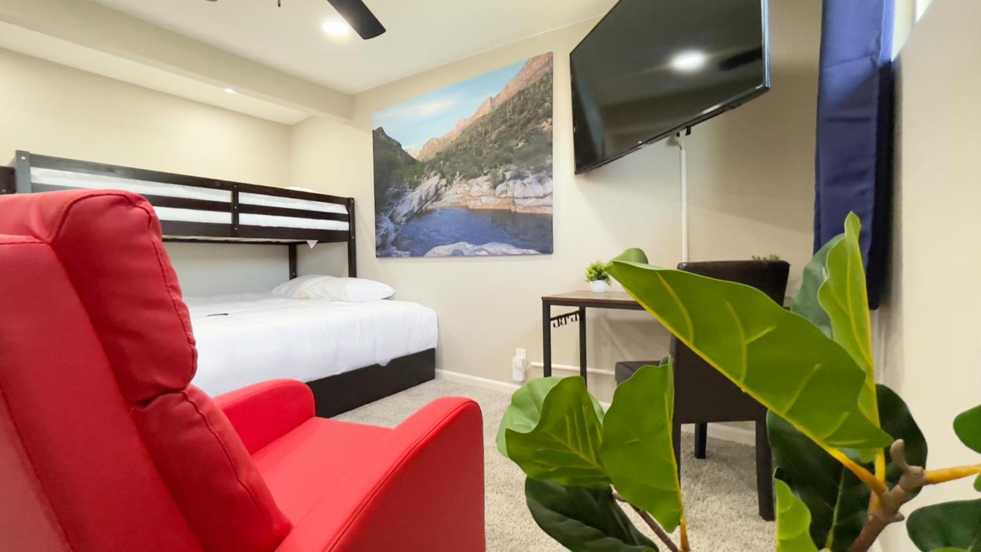 Private Home - Heated Pool, Billiards, Darts, Foosball, Fireplace, 5 Smart Tvs, Bbq, Cotton Bedding - The Saguaro Sanctuary, Pool Heat Optional Tucson Luaran gambar
