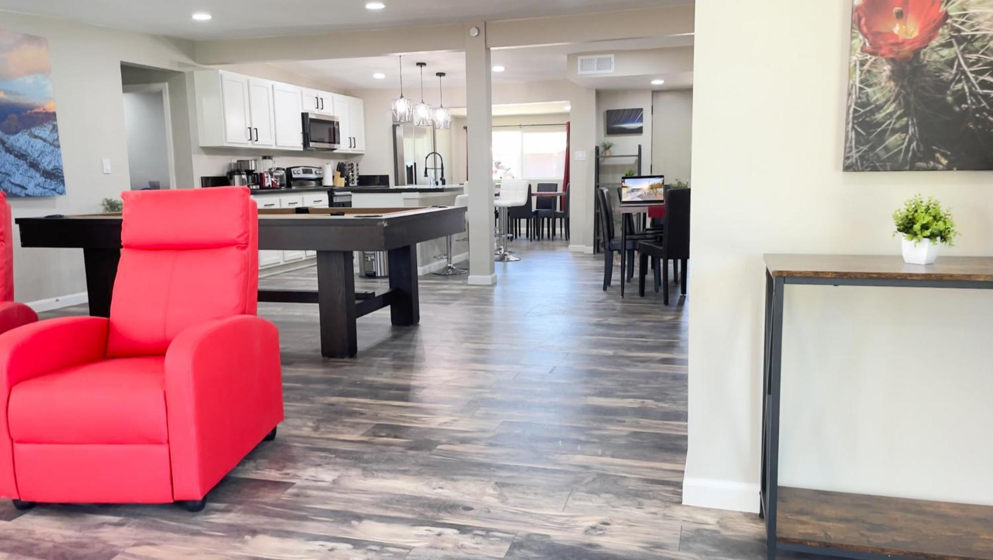Private Home - Heated Pool, Billiards, Darts, Foosball, Fireplace, 5 Smart Tvs, Bbq, Cotton Bedding - The Saguaro Sanctuary, Pool Heat Optional Tucson Luaran gambar